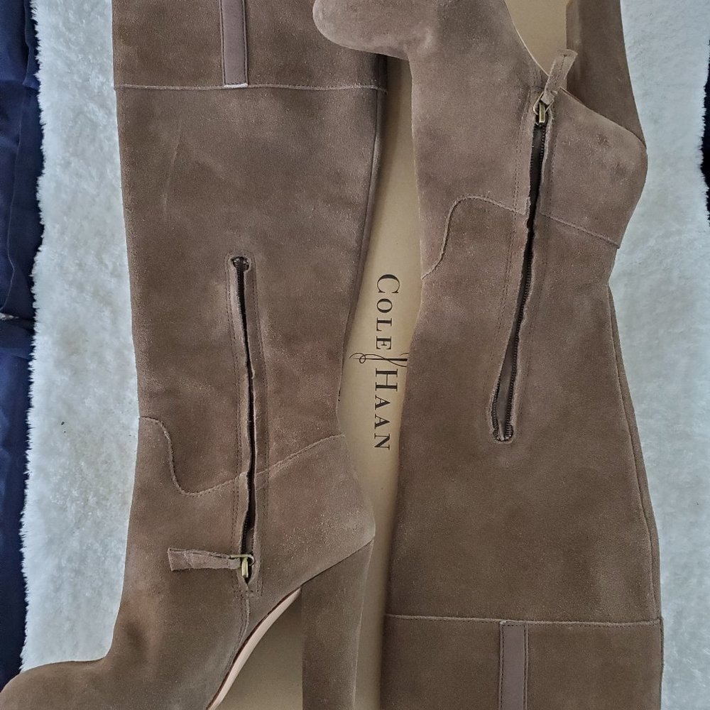 Cole Haan Nike Air Courtney Tall II Boots Leather Suede Size 7B.  Color Sequoia.